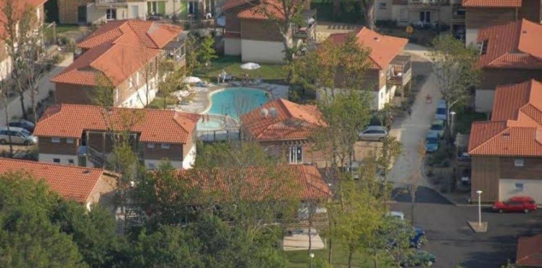 Les Terrasses Du Lac Piscine Et Vue Lac A4 欧雷扬 外观 照片